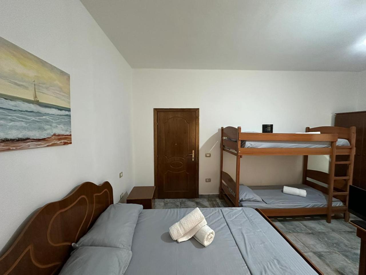 Hotel Adriatik Шенджин Экстерьер фото