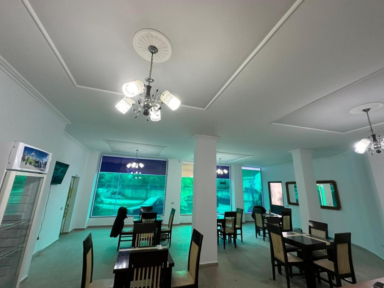 Hotel Adriatik Шенджин Экстерьер фото