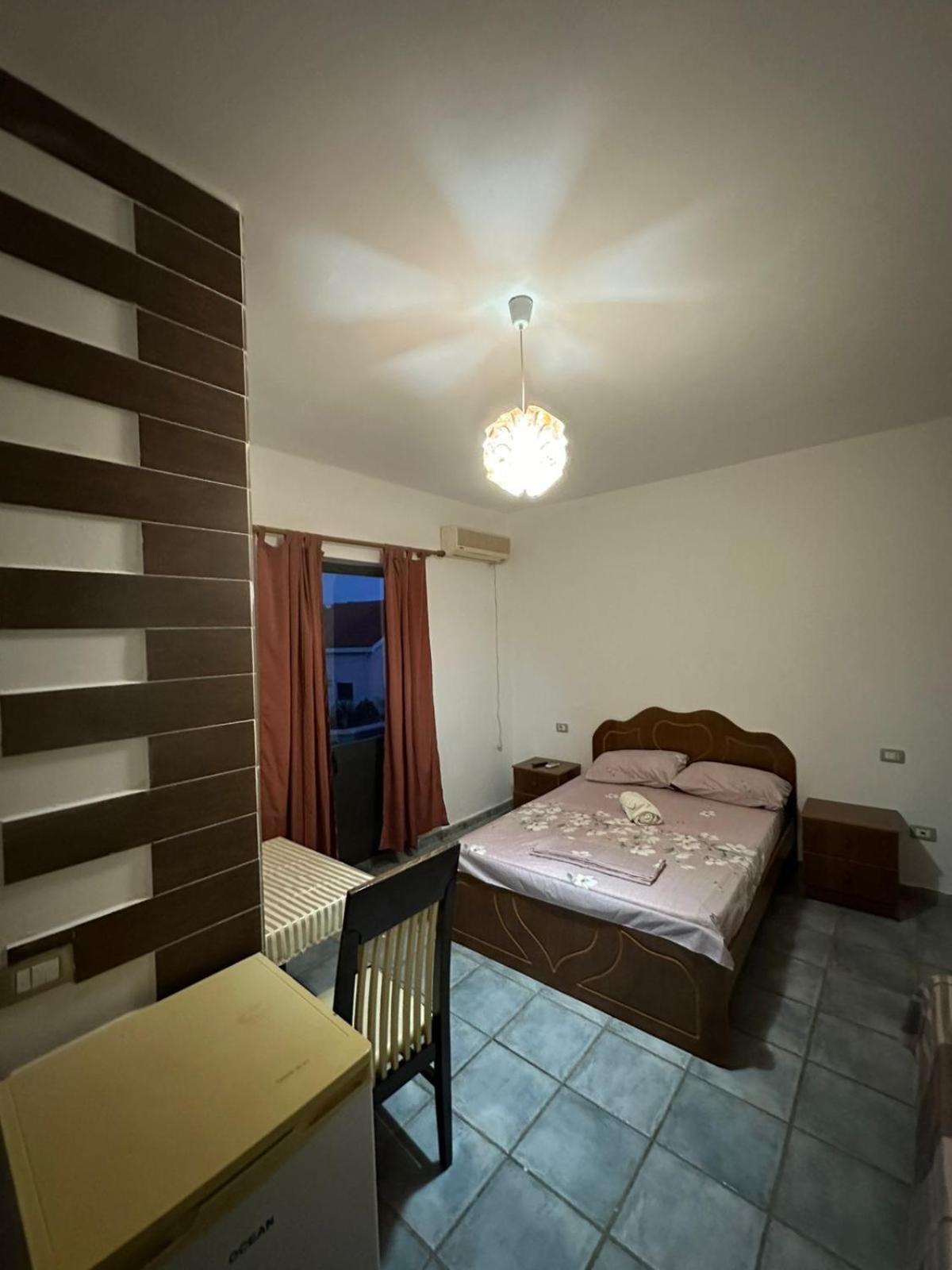 Hotel Adriatik Шенджин Экстерьер фото