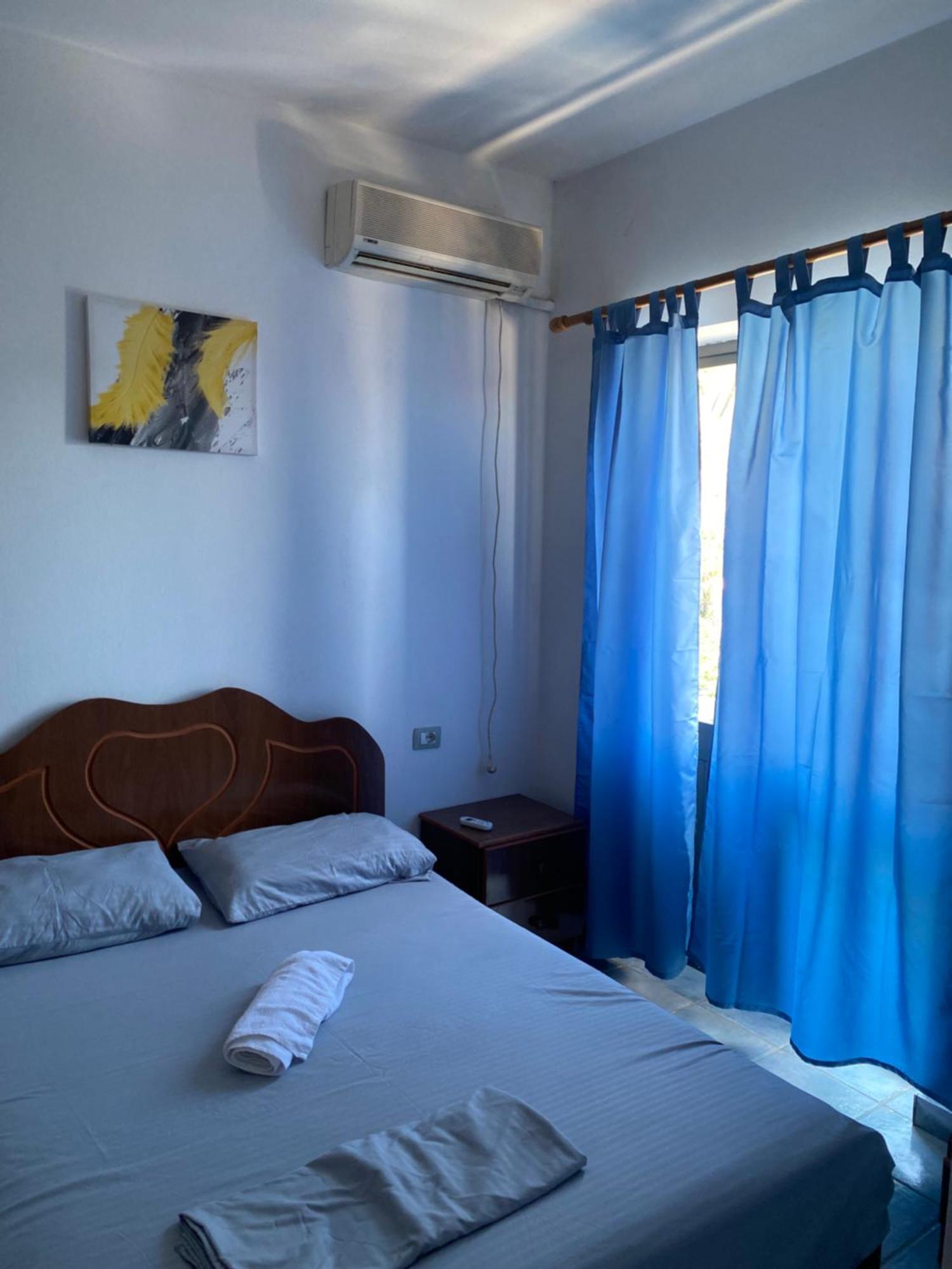 Hotel Adriatik Шенджин Экстерьер фото